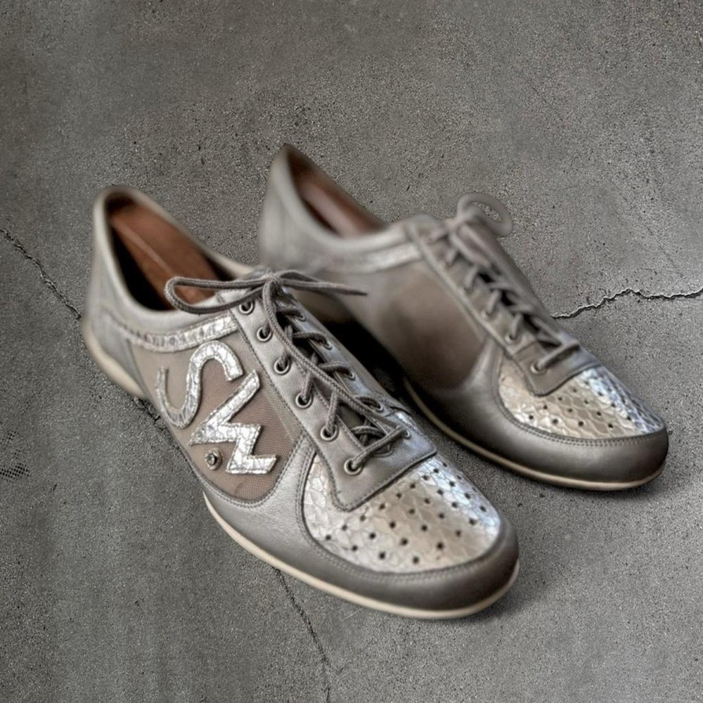 Vintage Stuart Weitzman Silver Leather Sneakers